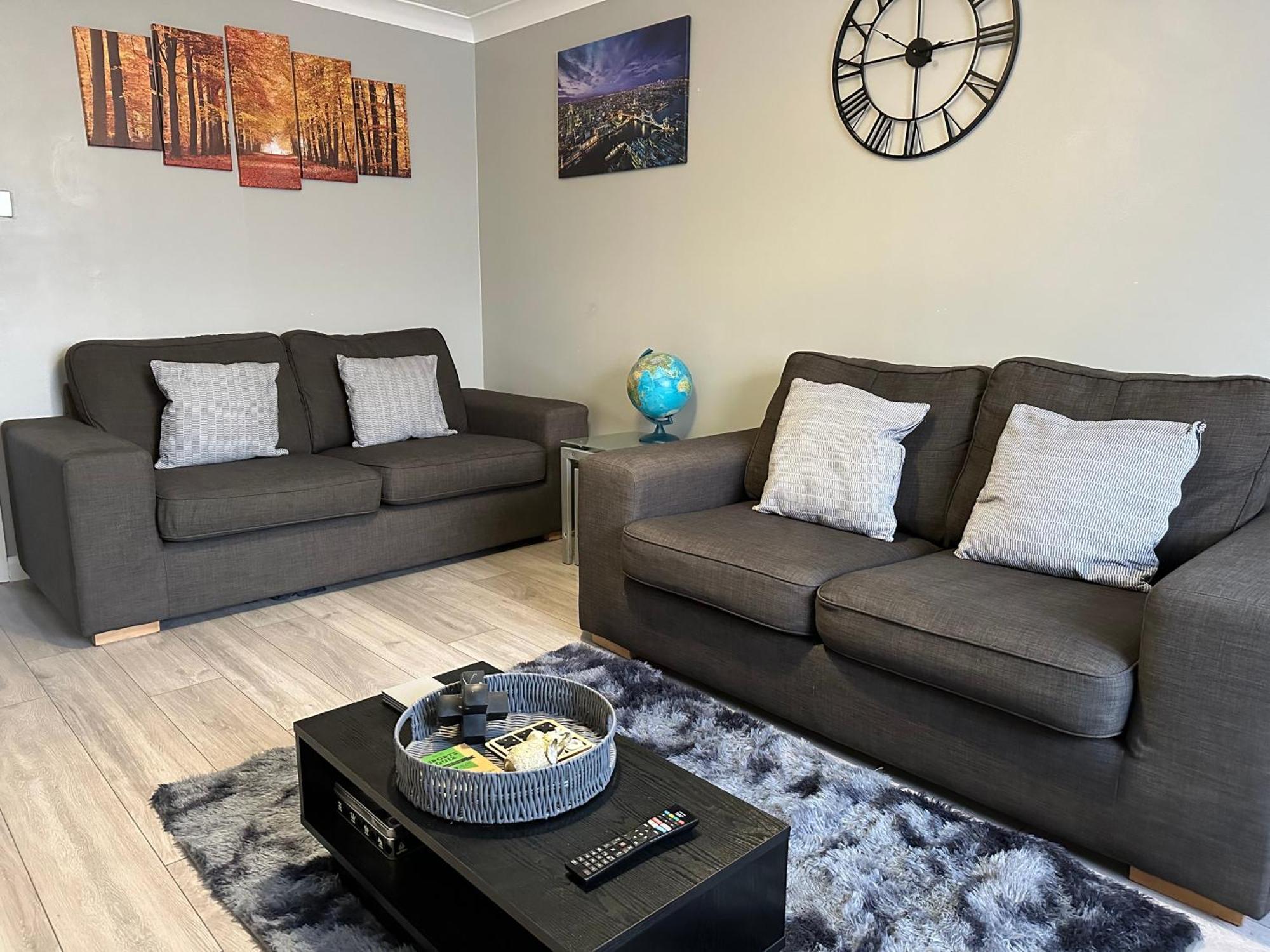 Modern Cosy Warm Home With Free Parking Chelmsford Buitenkant foto